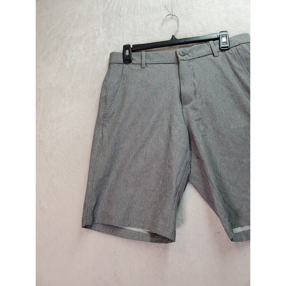 Crivit Running Shorts Mens‎ Size 32 Gray Polyester Slash Pockets Flat Front Logo - Picture 3 of 8